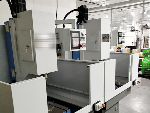 鉆孔機(jī)鉆頭怎么安裝?多軸鉆孔機(jī)故障損壞了怎么辦?